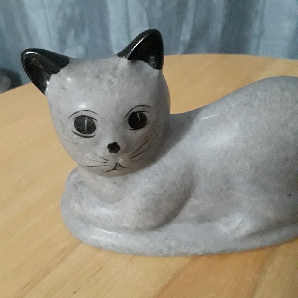 Vintage CERAMIC Gray Laying CAT - Picture 2 of 8